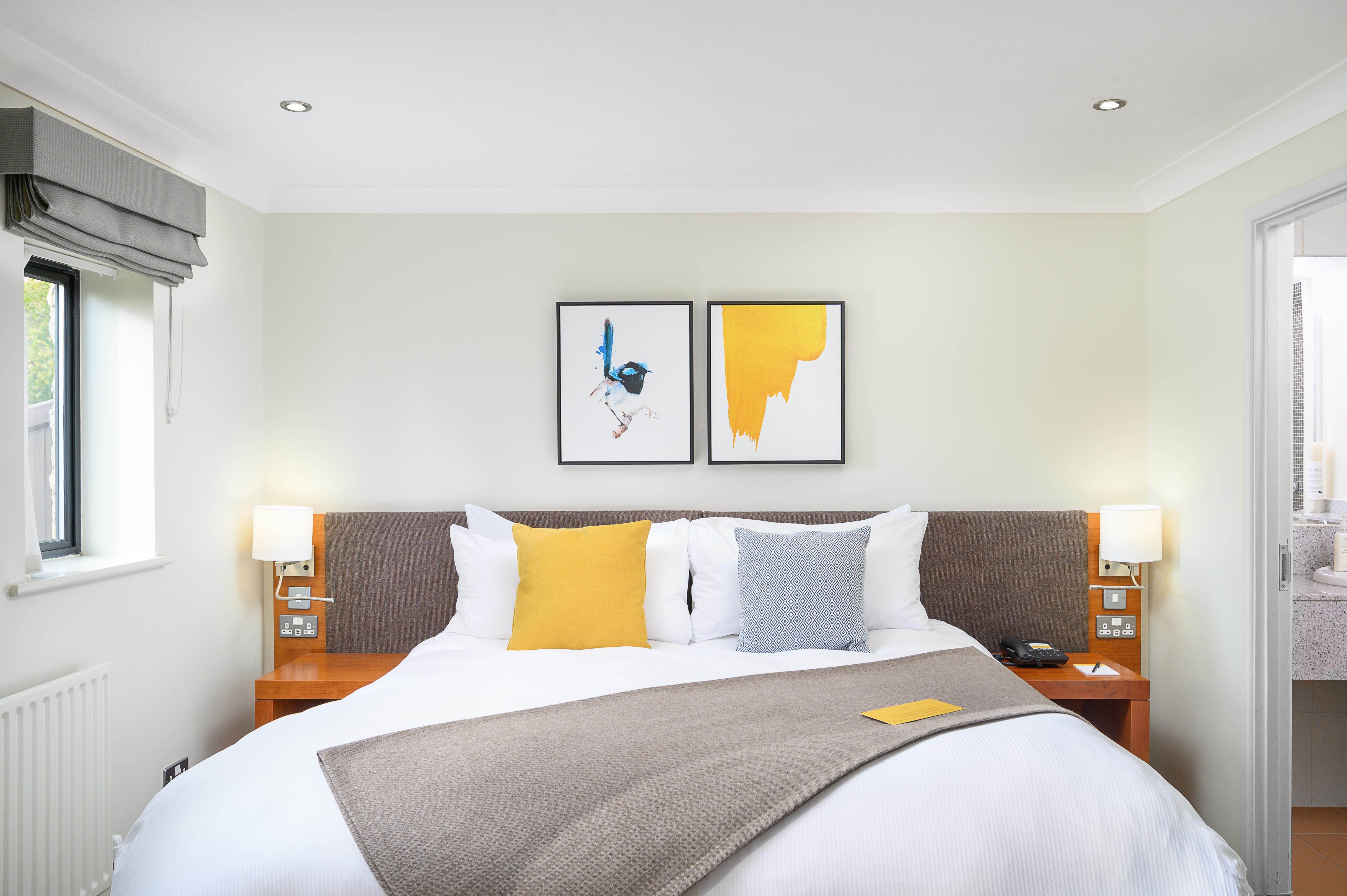Hotel Voco Oxford Thames By Ihg Kennington  Exterior foto